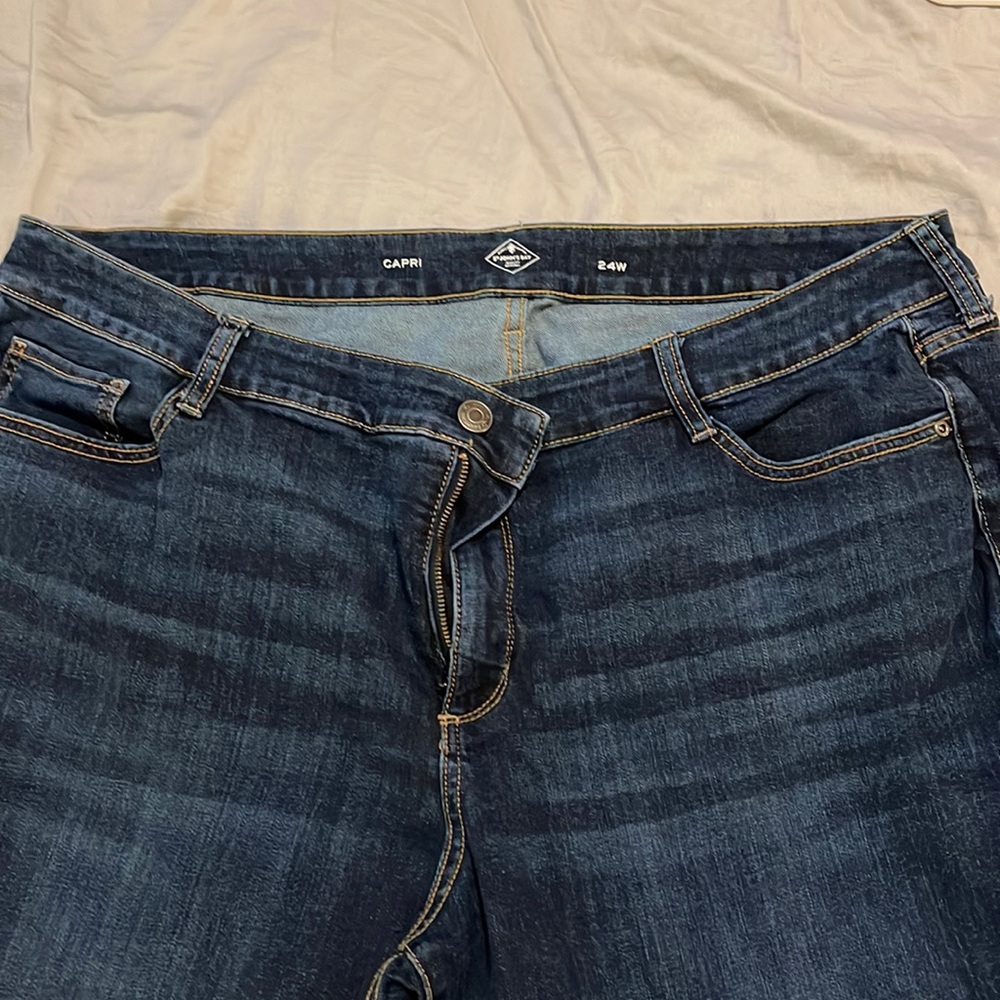 Women’s jean capris